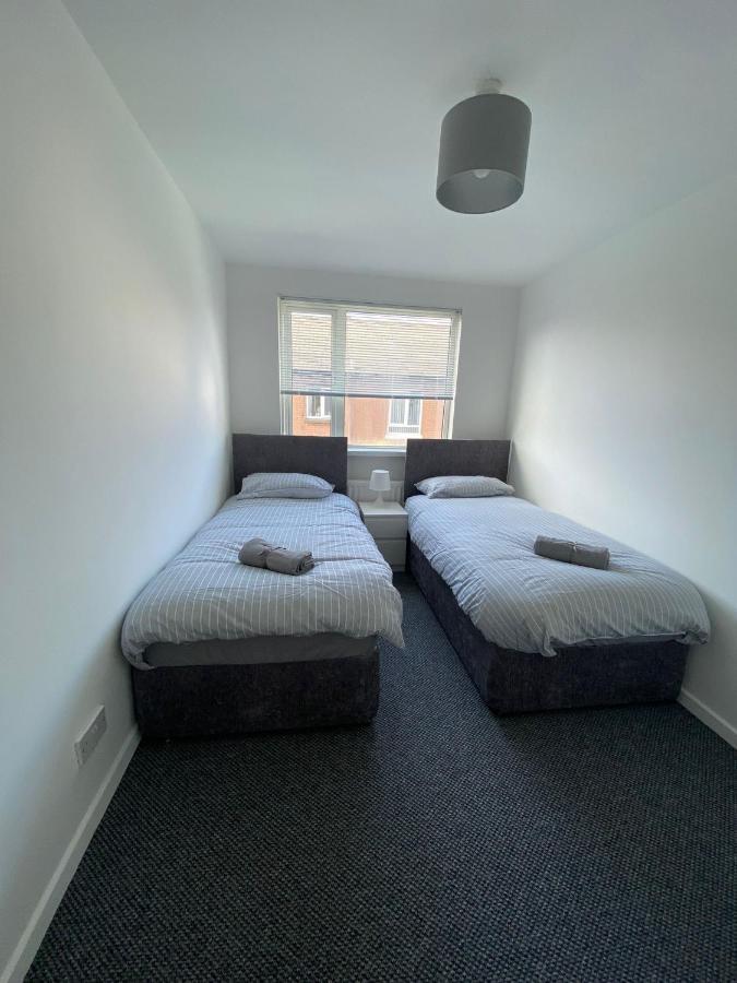 Modern Two Bedroom House Close To City Centre Belfast Exterior photo