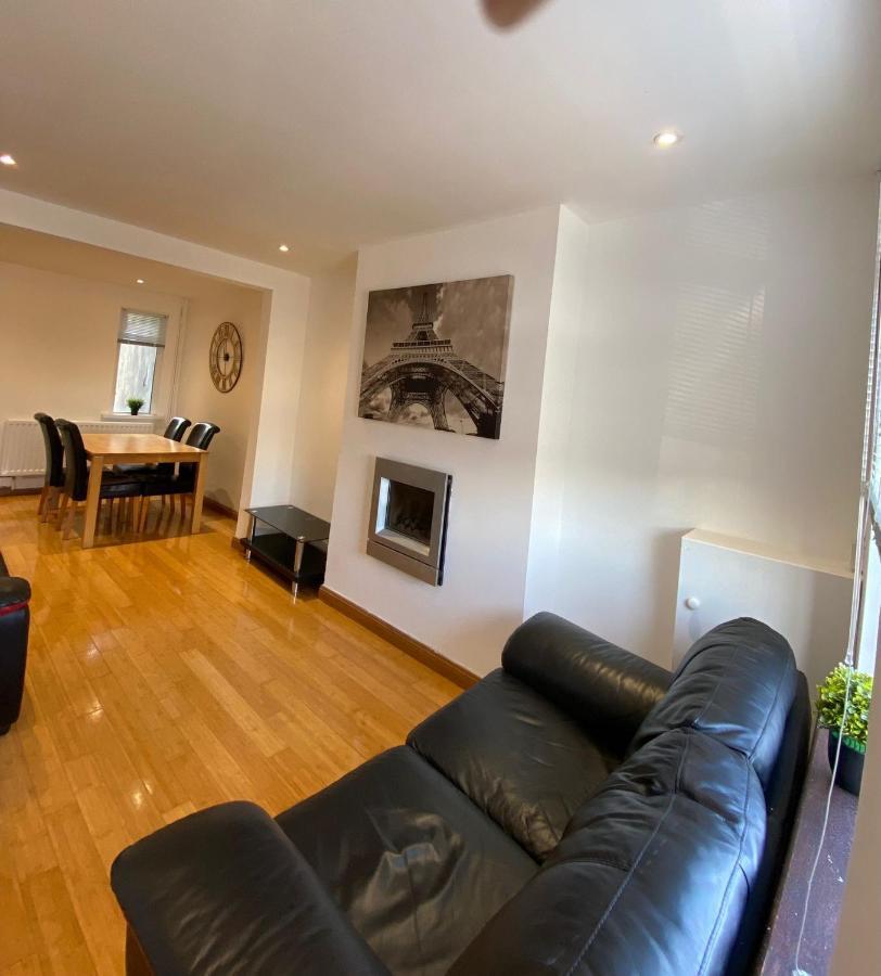Modern Two Bedroom House Close To City Centre Belfast Exterior photo